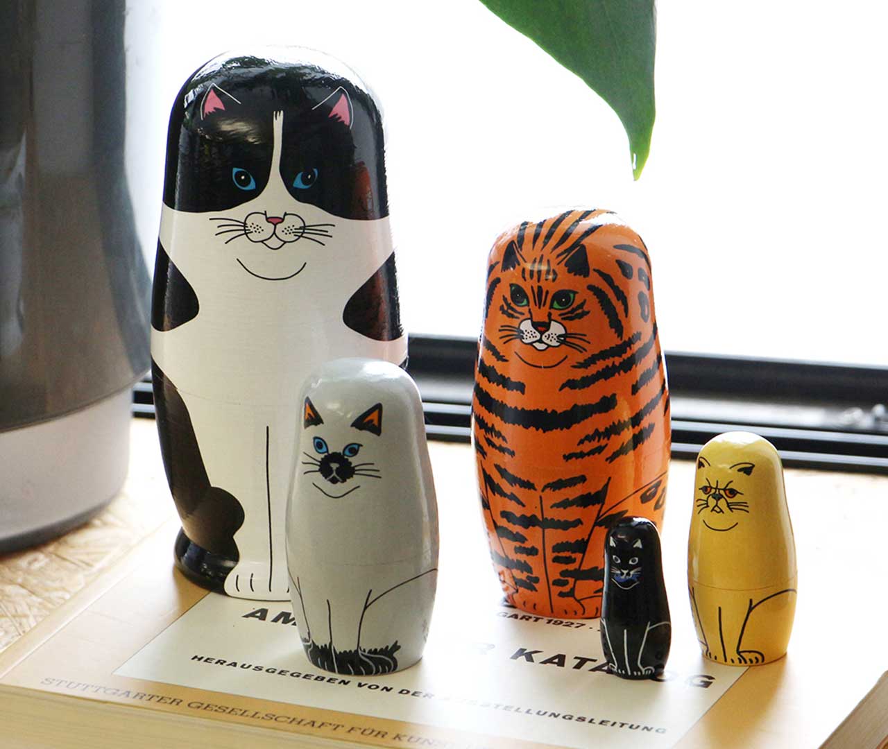 ロシア雑貨☆限定ネコキット(猫８匹&特製Box付)マトリョーシカ ロシア雑貨☆限定ネコキット(猫8匹&特製Box付)マトリョーシカ 【公式